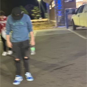 Meet your Posher, Leland